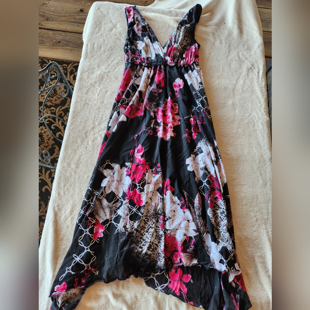 Elegant Pink and White A-line Maxi Dress